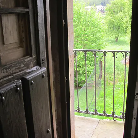 La Corralada Lantställe Pámanes