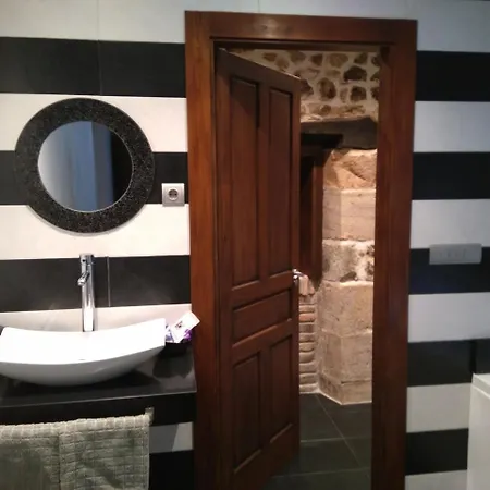 La Corralada Country house *