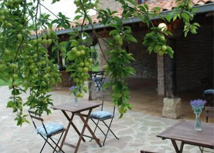 منزل ريفي La Corralada